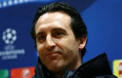 阿斯顿维拉运营总监声援主帅,质疑英超赛程安排