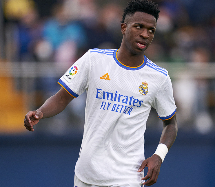 皇马换帅风波：阿韦洛亚上任，维尼修斯成争议核心